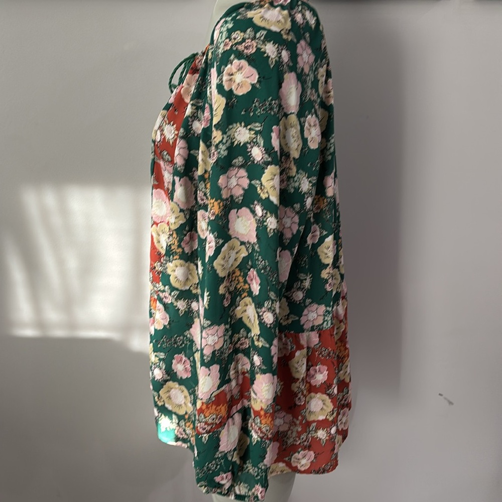 🌿 DR2 Daniel Rainn Floral Boho Tunic Blouse XL Green Flowy Tassel Top - Picture 6 of 12